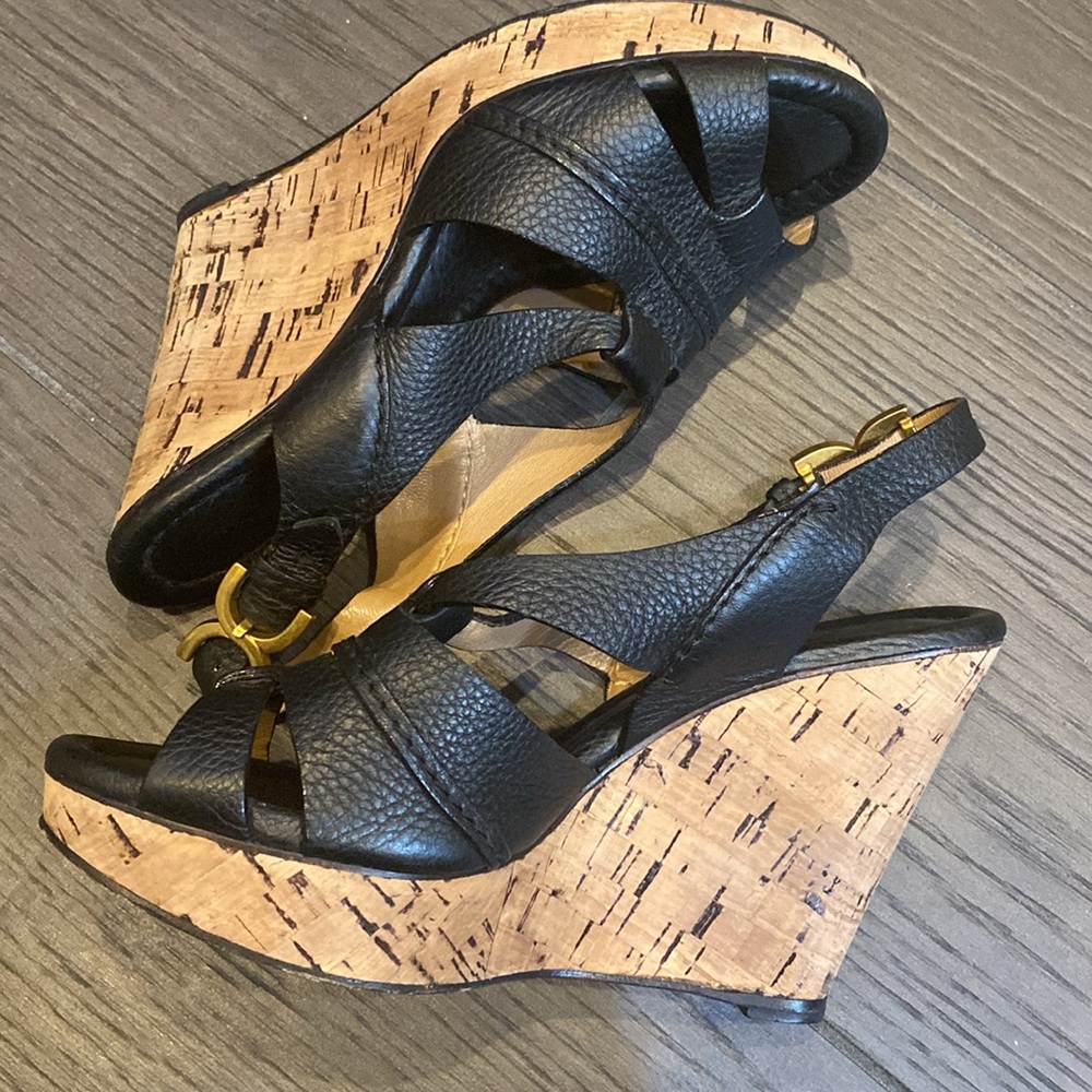 Elegant Black Open-Toe Chloe wedge Sandals